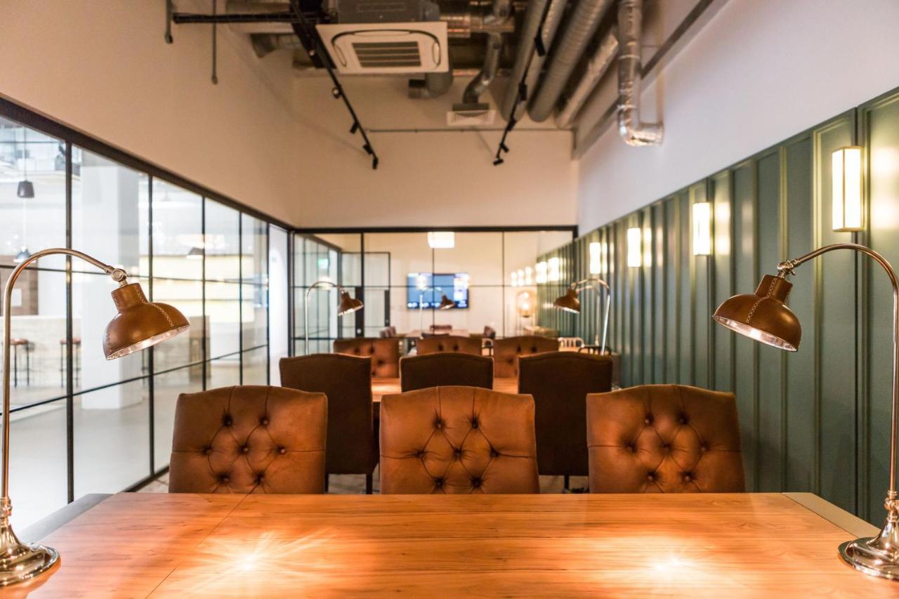 For Students Only Studios At Chapter White City In 런던 외부 사진